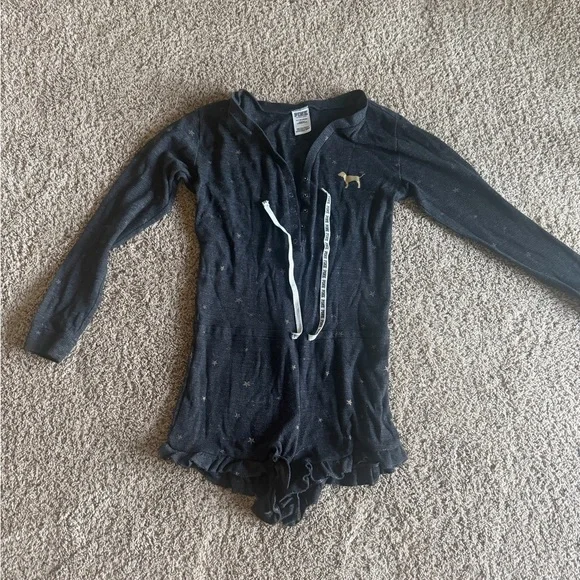 PINK Victoria's Secret Black Star-Print Henley pajamas with Gold Dog Motif​ - Picture 2 of 5